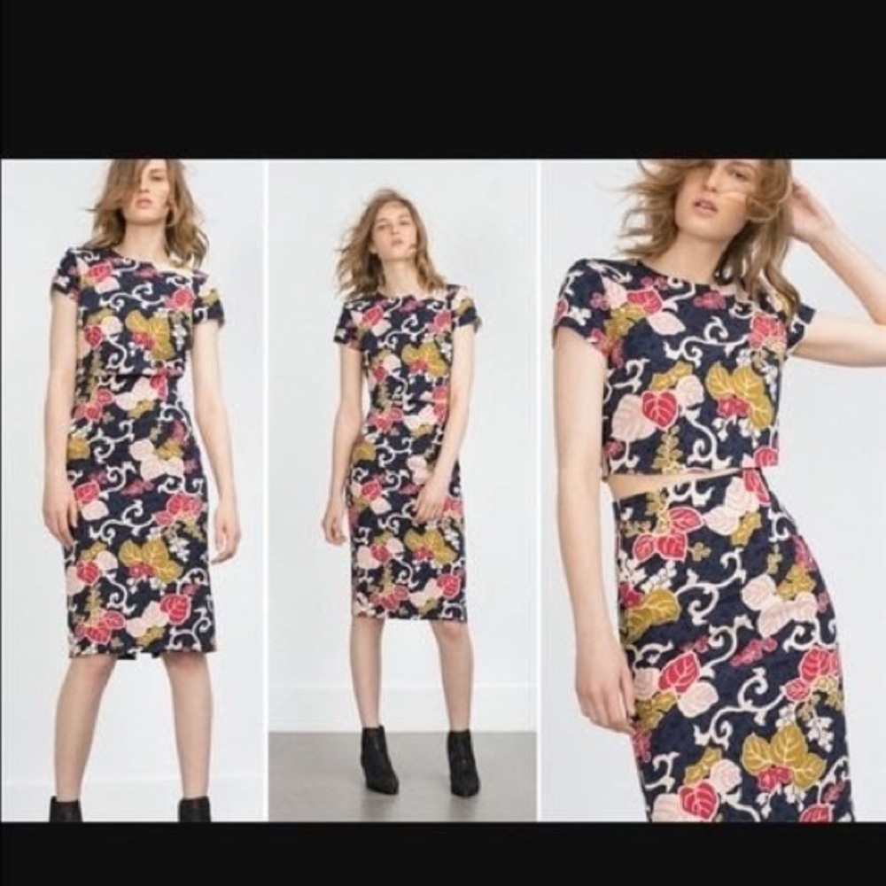 Patterned pencil skirt + matching crop top